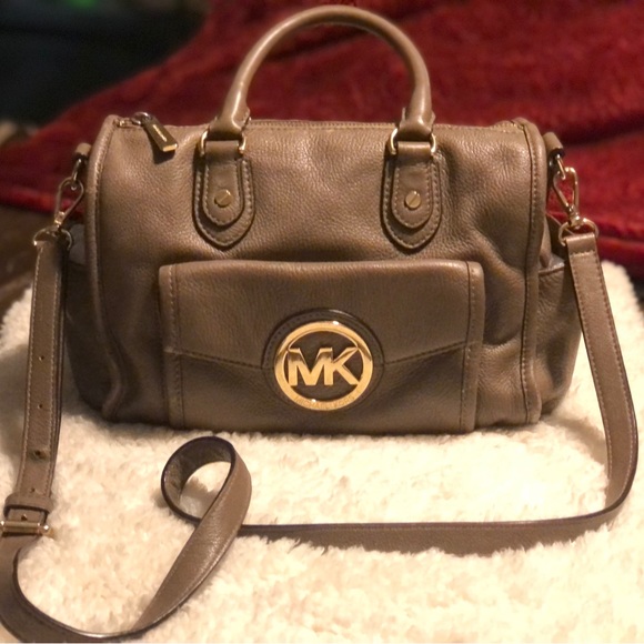 Michael Kors Handbags - MICHAEL KORS Taupe Leather Satchel Fulton Crossbody Tote Handbag